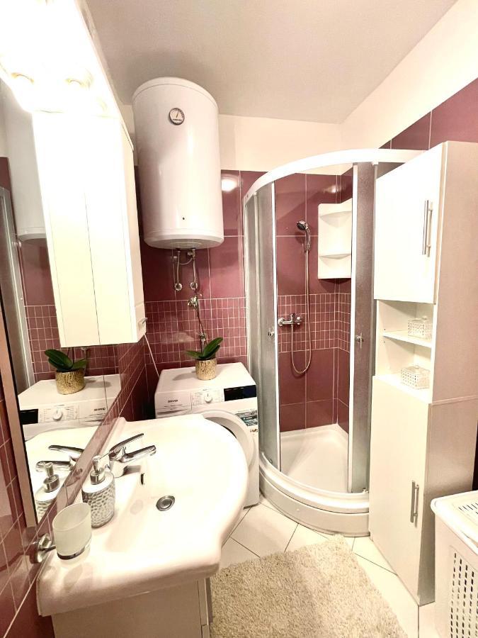 Apartamento Emili Zadar Exterior foto